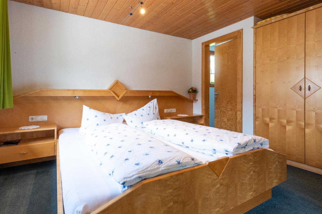 Haus Furka Hotel Damuels Kültér fotó